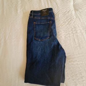 Vera Wang Skinny High Rise Jeans